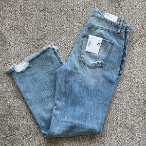 NWT Vervet Women's Distressed Raw Hem Jeans NWT